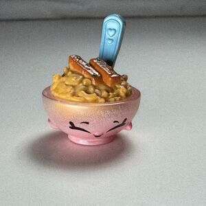 Shopkins Figurine Freddy Fried Chicken Season 13 Frozen Meal Blue Spoon
